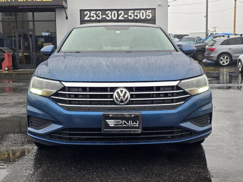 Used 2021 Volkswagen Jetta SE w/ SE Cold Weather Package FWD image 3