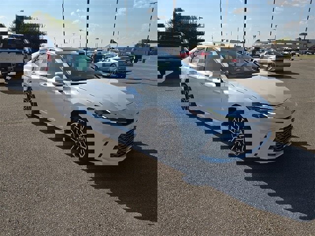 New 2026 Toyota Camry XLE image 1