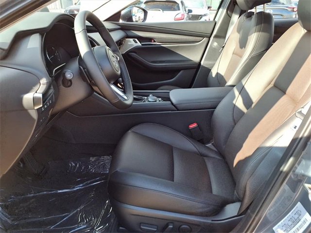 New 2026 MAZDA MAZDA3 2.5 Turbo Sedan w/Premium Plus image 12