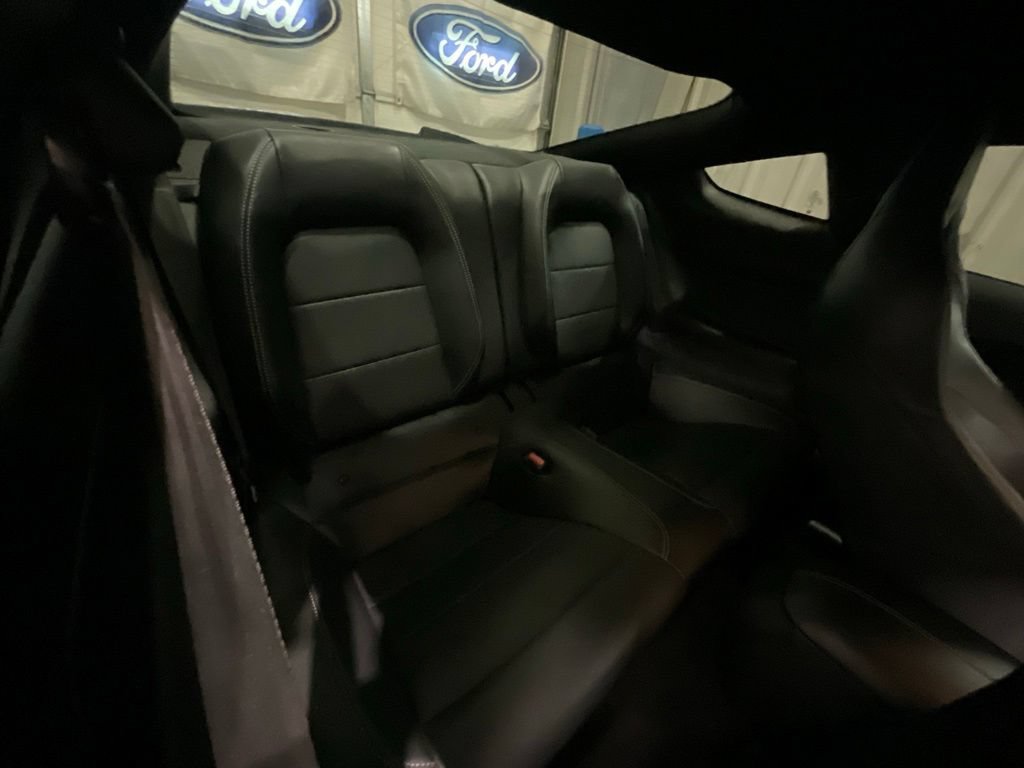 Used 2022 Ford Mustang GT Premium w/ Equipment Group 401A RWD image 18