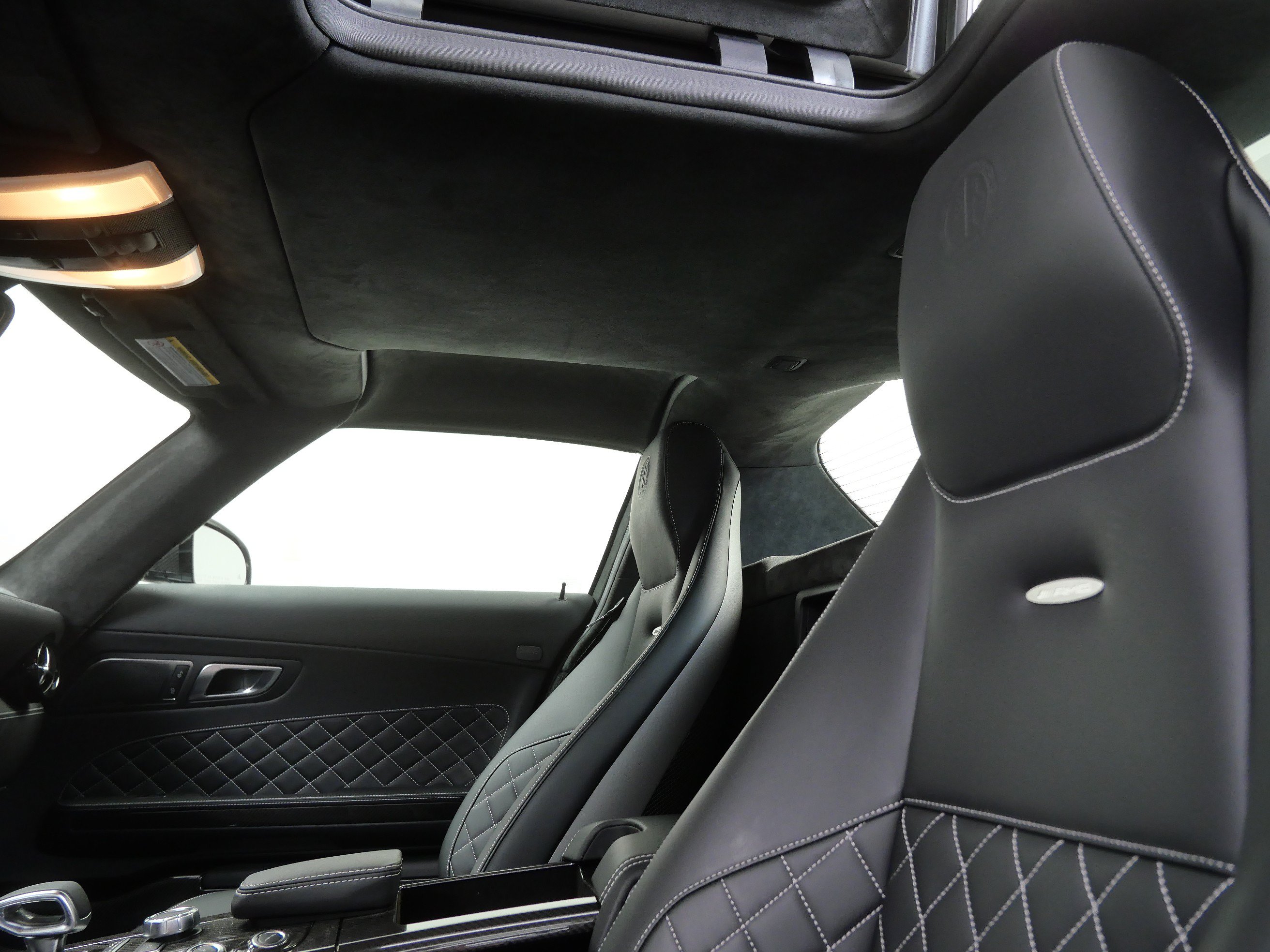 Used 2015 Mercedes-Benz SLS AMG GT Final Edition image 18