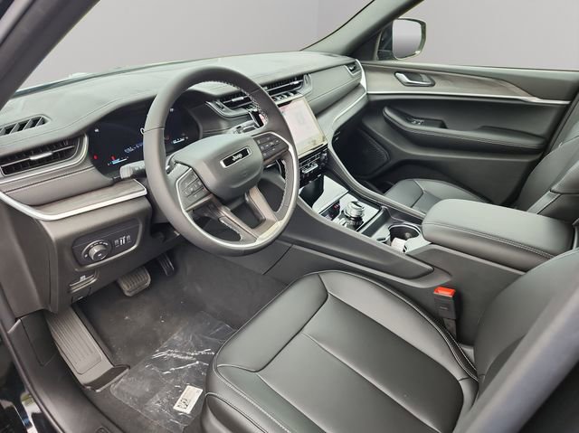 New 2025 Jeep Grand Cherokee Limited image 25