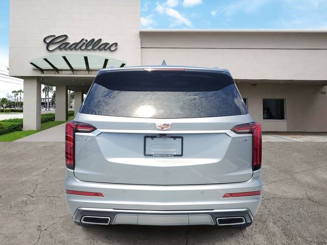 Certified 2023 Cadillac XT6 Luxury FWD image 4