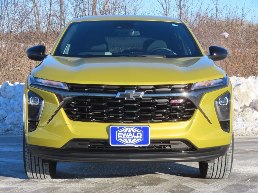 Used 2024 Chevrolet Trax RS w/ Driver Confidence Package image 12