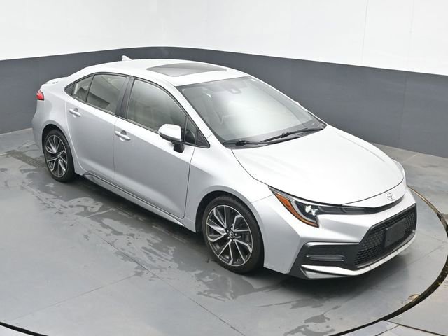 Used 2020 Toyota Corolla SE w/ SE Premium Package FWD image 13