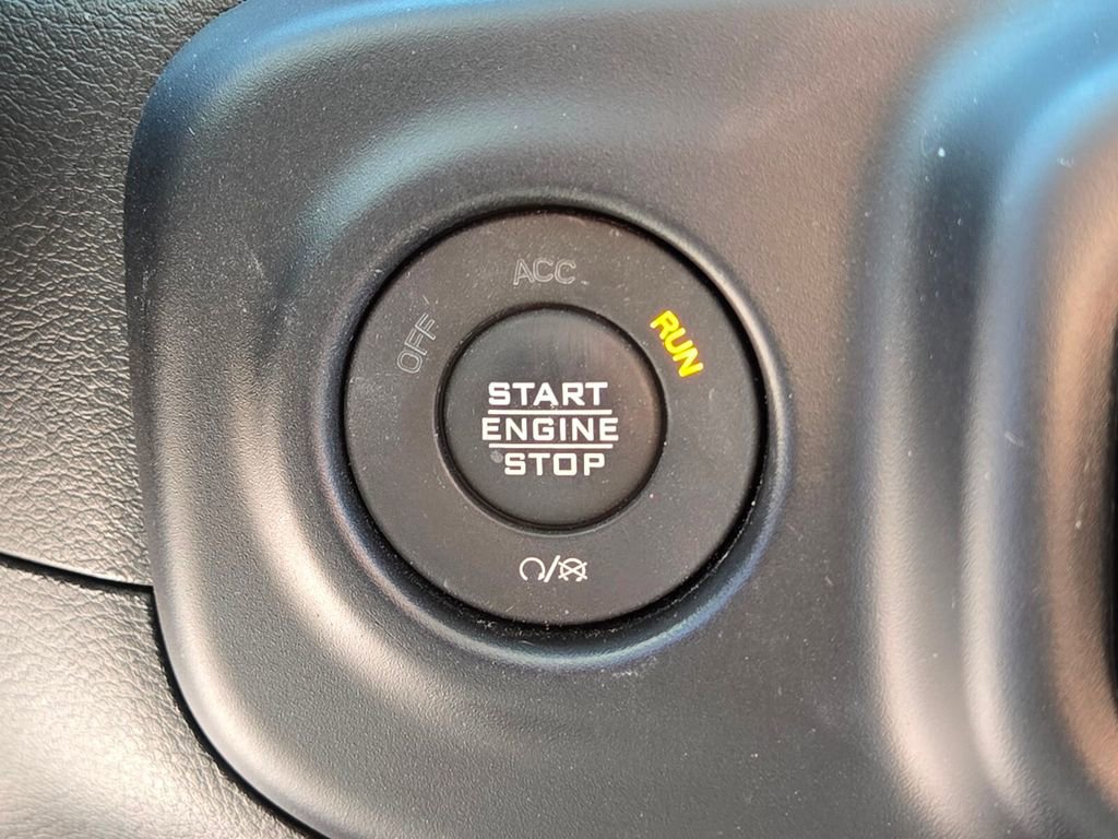 Used 2023 Jeep Gladiator Mojave image 23