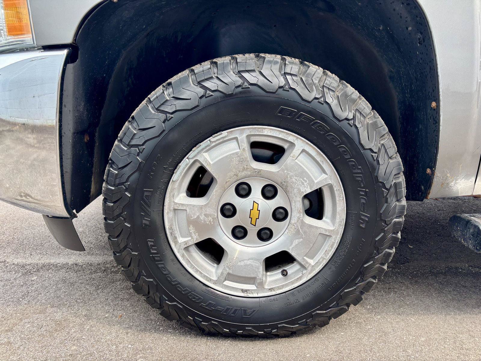 Used 2013 Chevrolet Silverado 1500 LT AWD/4WD image 45
