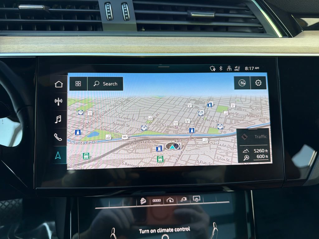 Used 2024 Audi Q8 e-tron Premium Plus AWD/4WD image 20