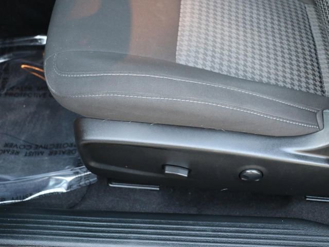 Used 2022 Dodge Challenger R/T w/ Blacktop Package image 17