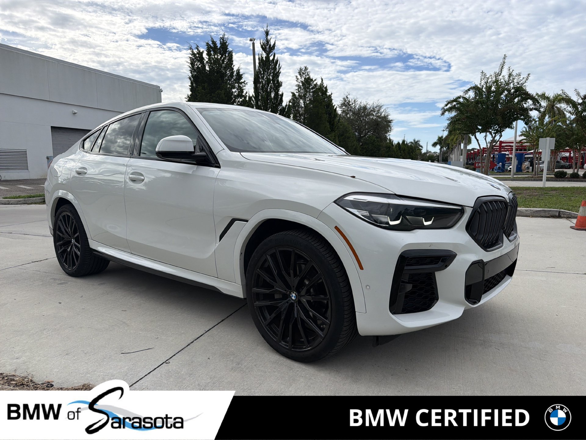 Certified 2023 BMW X6 xDrive40i w/ M Sport Package