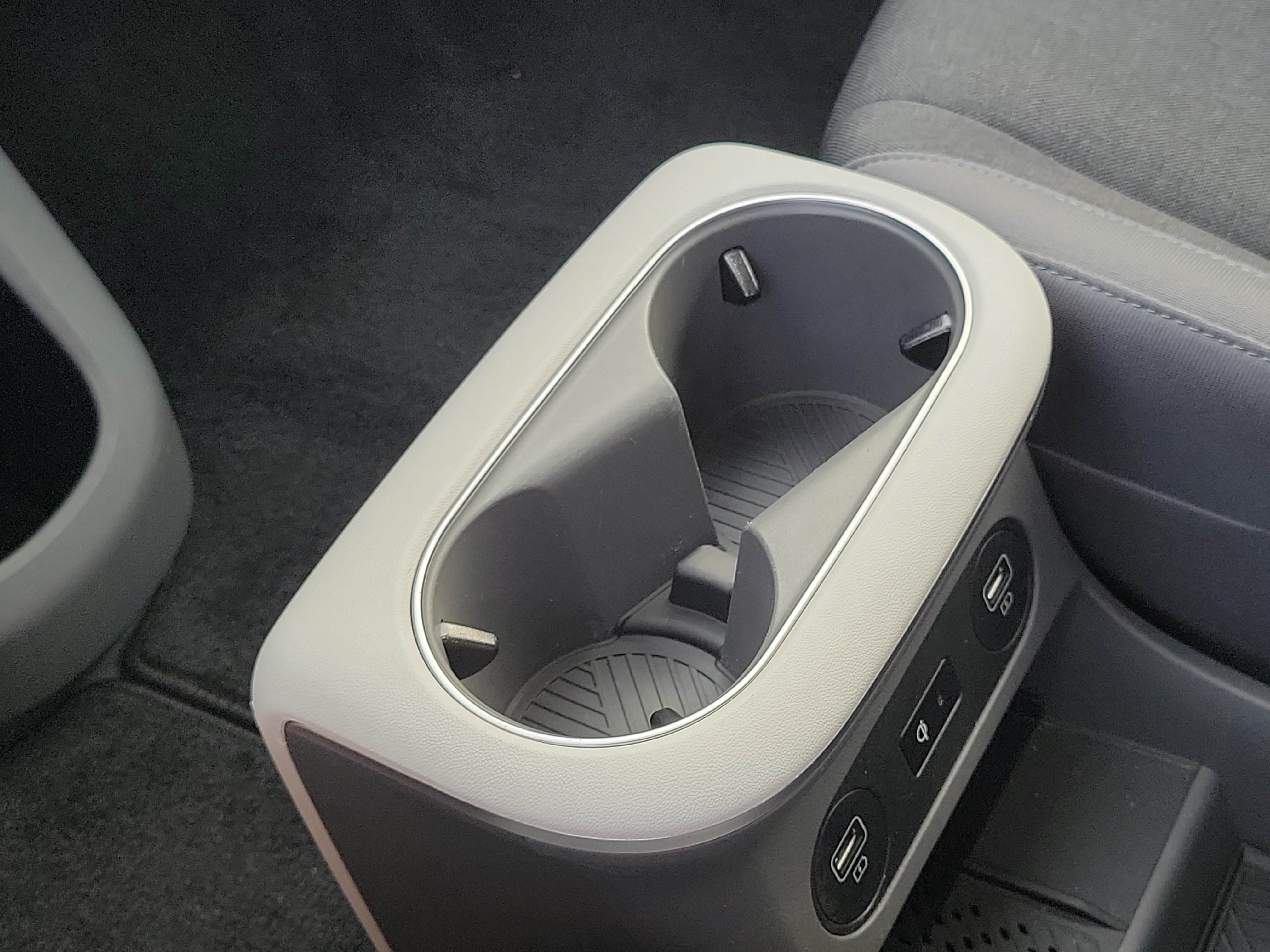 Certified 2024 Hyundai Ioniq 5 SEL RWD image 17