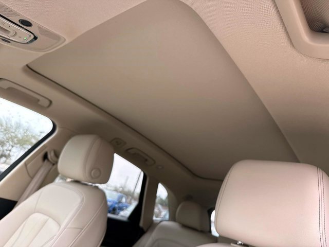 Used 2021 Audi Q5 Premium Plus w/ Premium Plus Package image 23