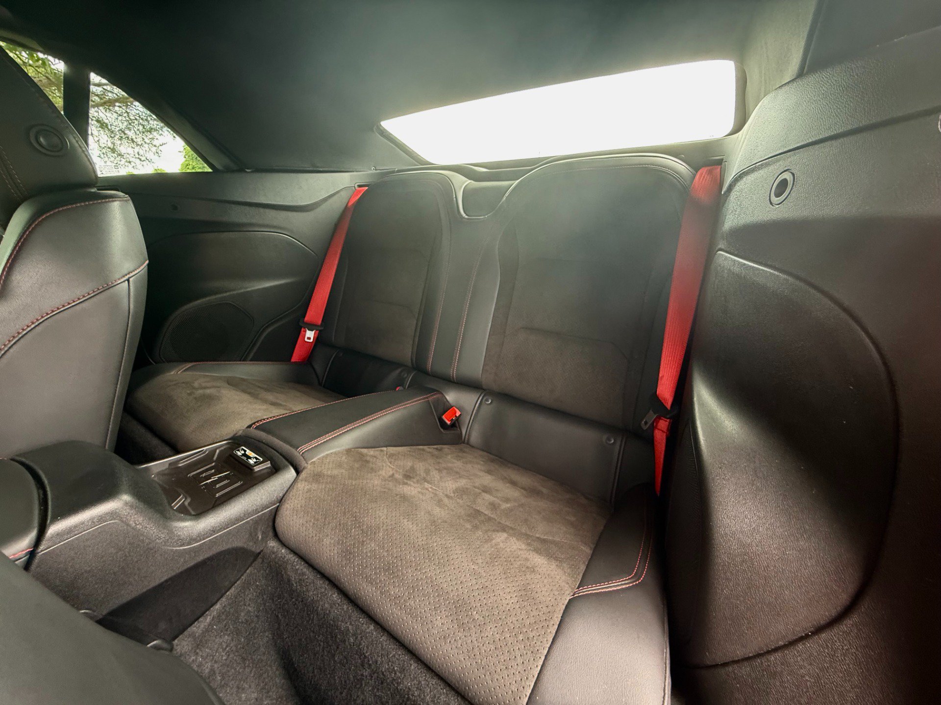 Used 2020 Chevrolet Camaro ZL1 RWD image 40