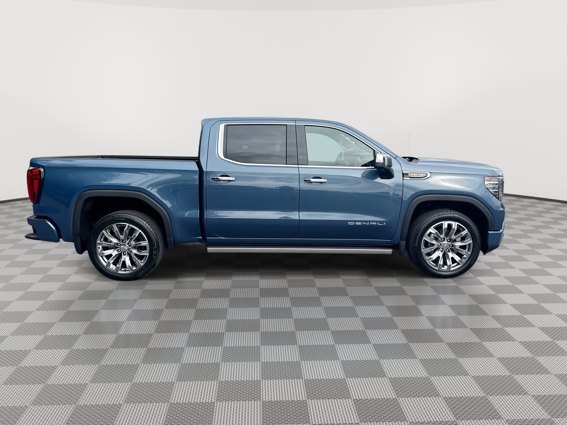 New 2026 GMC Sierra 1500 Denali AWD/4WD image 9