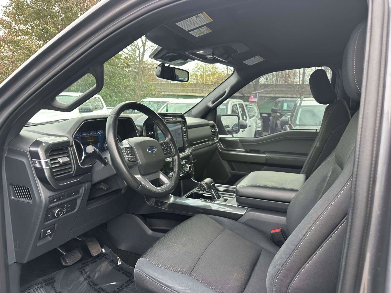 Certified 2022 Ford F150 XLT w/ Equipment Group 302A High image 14