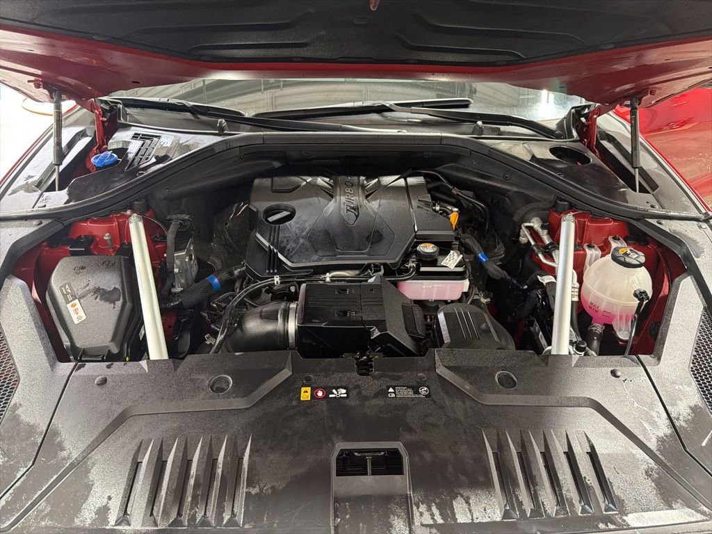 Used 2025 Genesis GV70 2.5T image 11