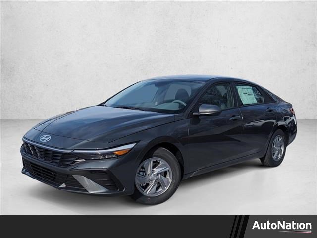 New 2026 Hyundai Elantra SE