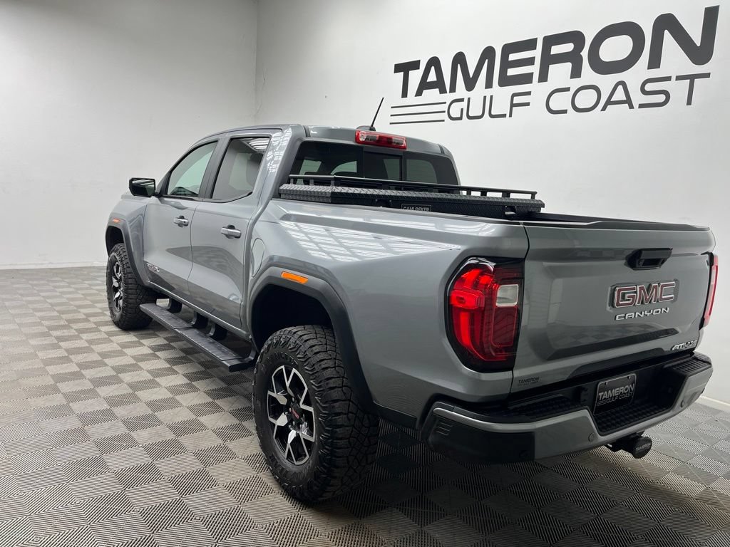 Used 2025 GMC Canyon AT4 w/ AT4X Package AWD/4WD image 8