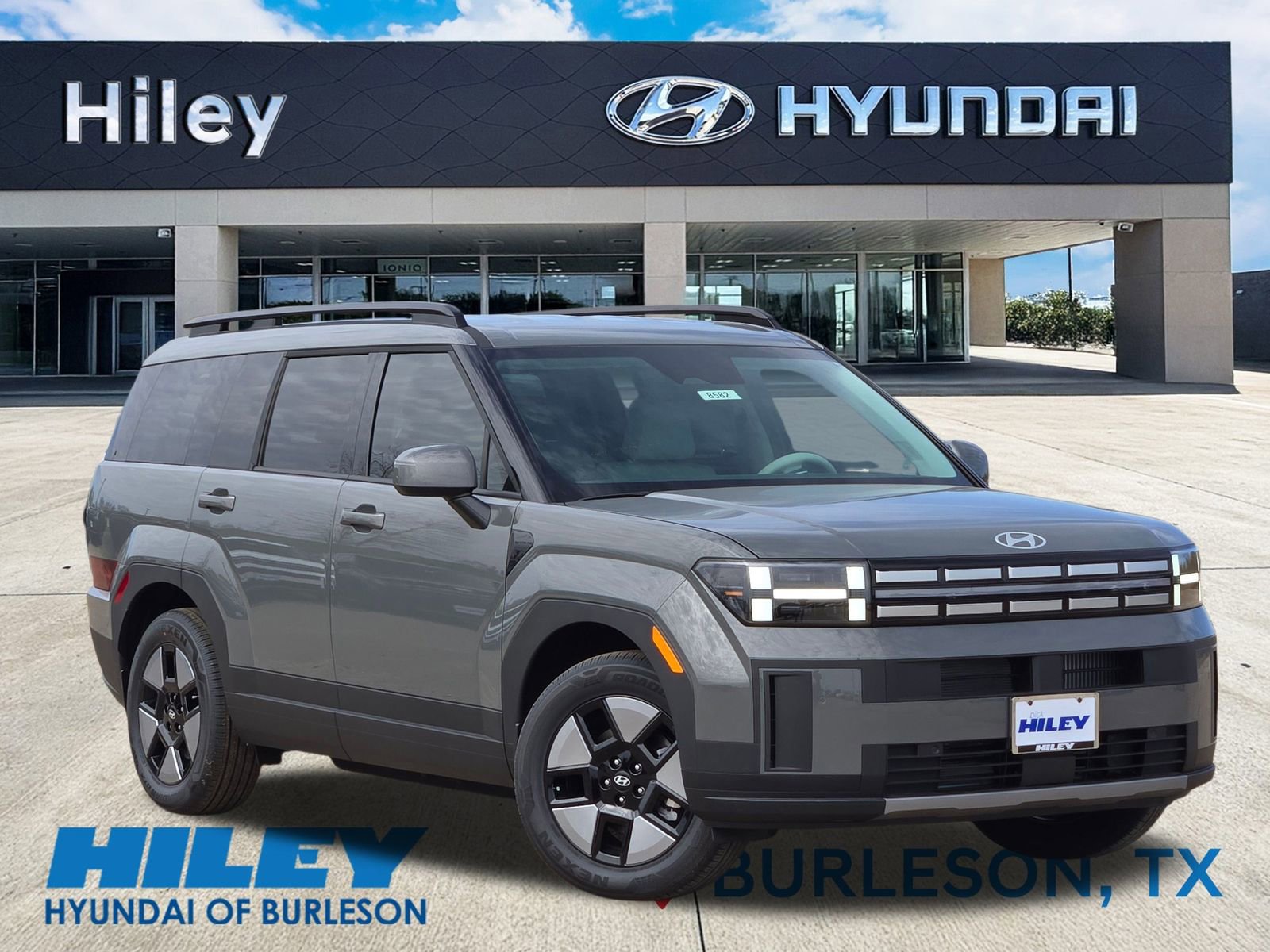 New 2026 Hyundai Santa Fe SEL FWD image 1