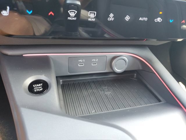 New 2026 Nissan Sentra SR w/ SR Premium Package FWD image 31
