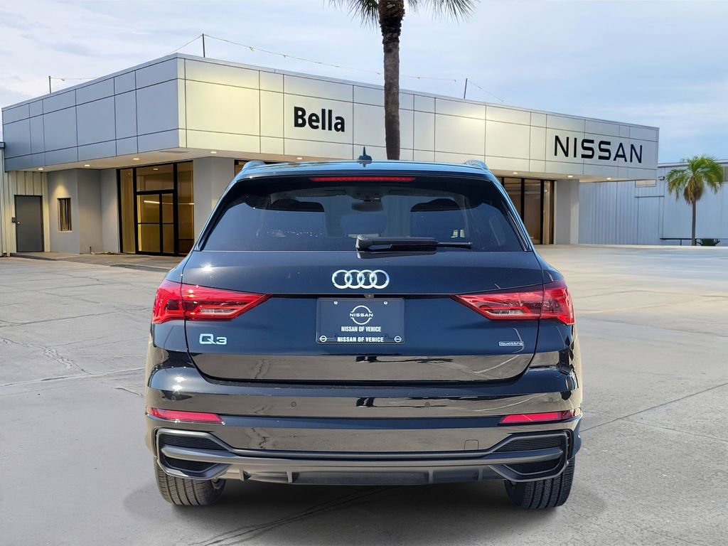 Used 2021 Audi Q3 2.0T Premium image 5