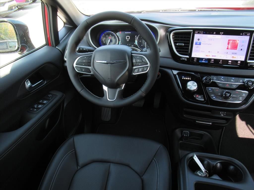 New 2026 Chrysler Voyager LX FWD image 12
