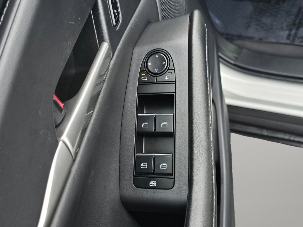 Used 2022 MAZDA CX-30 AWD 2.5 S w/ Select Package image 28