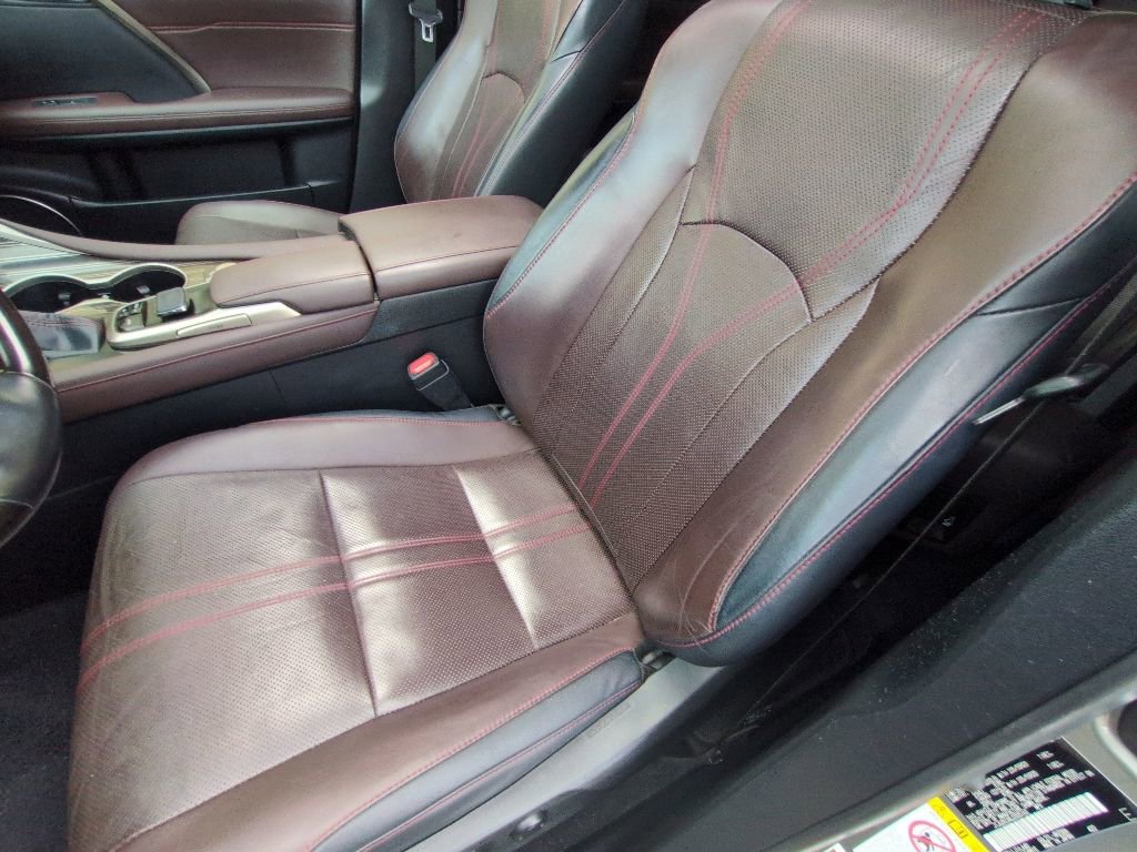 Used 2018 Lexus RX 350L Luxury w/ Accessory Package FWD image 12
