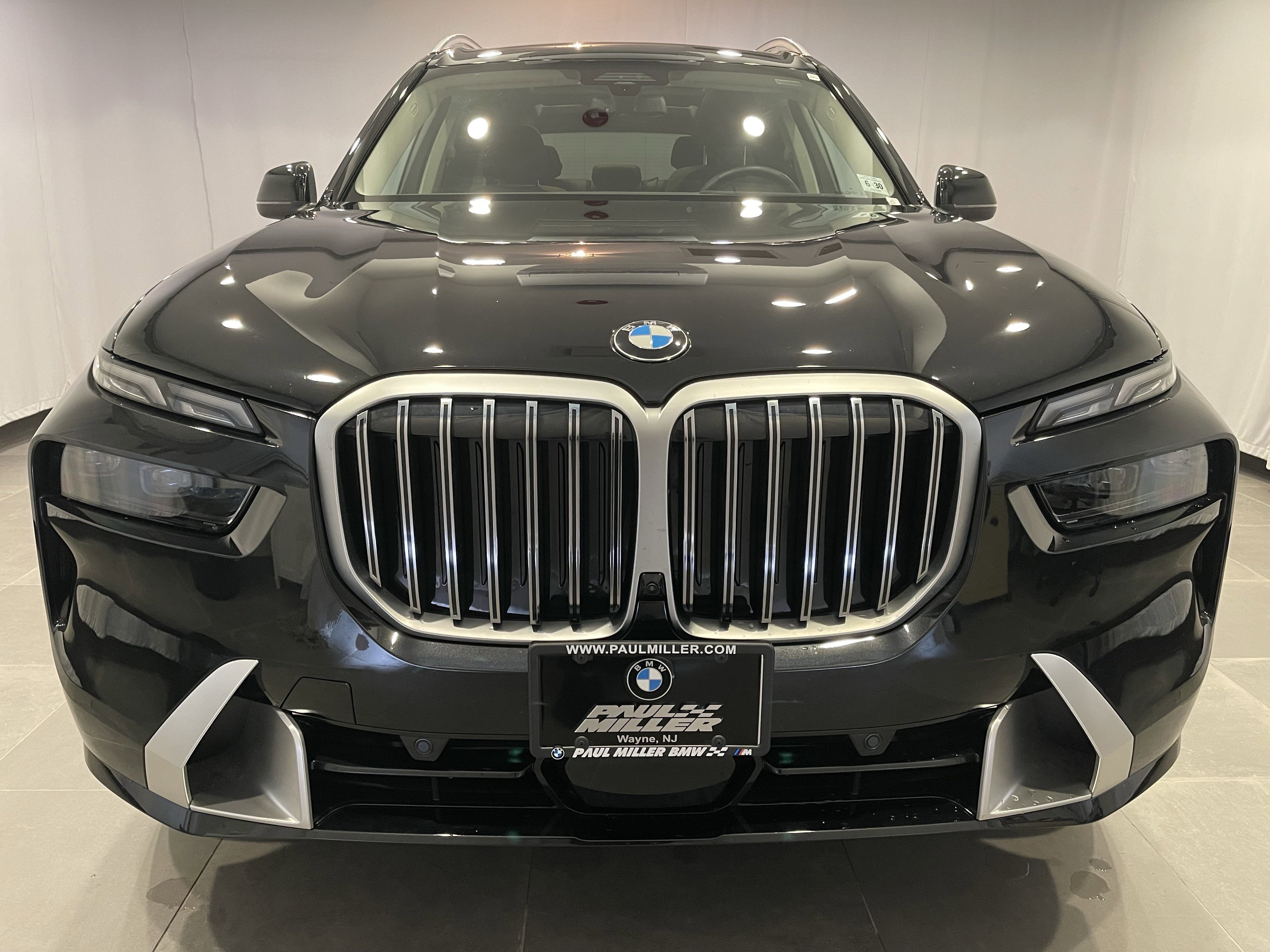 Used 2026 BMW X7 xDrive40i image 2