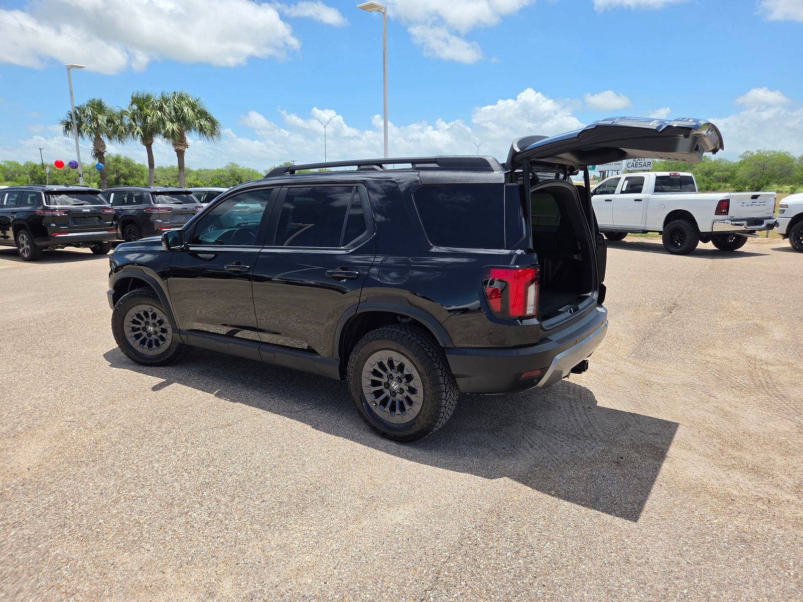 Used 2026 Honda Passport TrailSport image 29