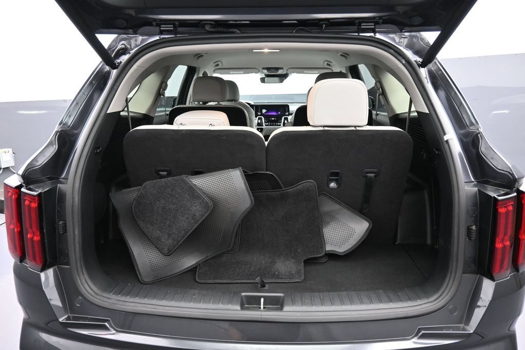Certified 2023 Kia Sorento SX Prestige AWD/4WD image 23