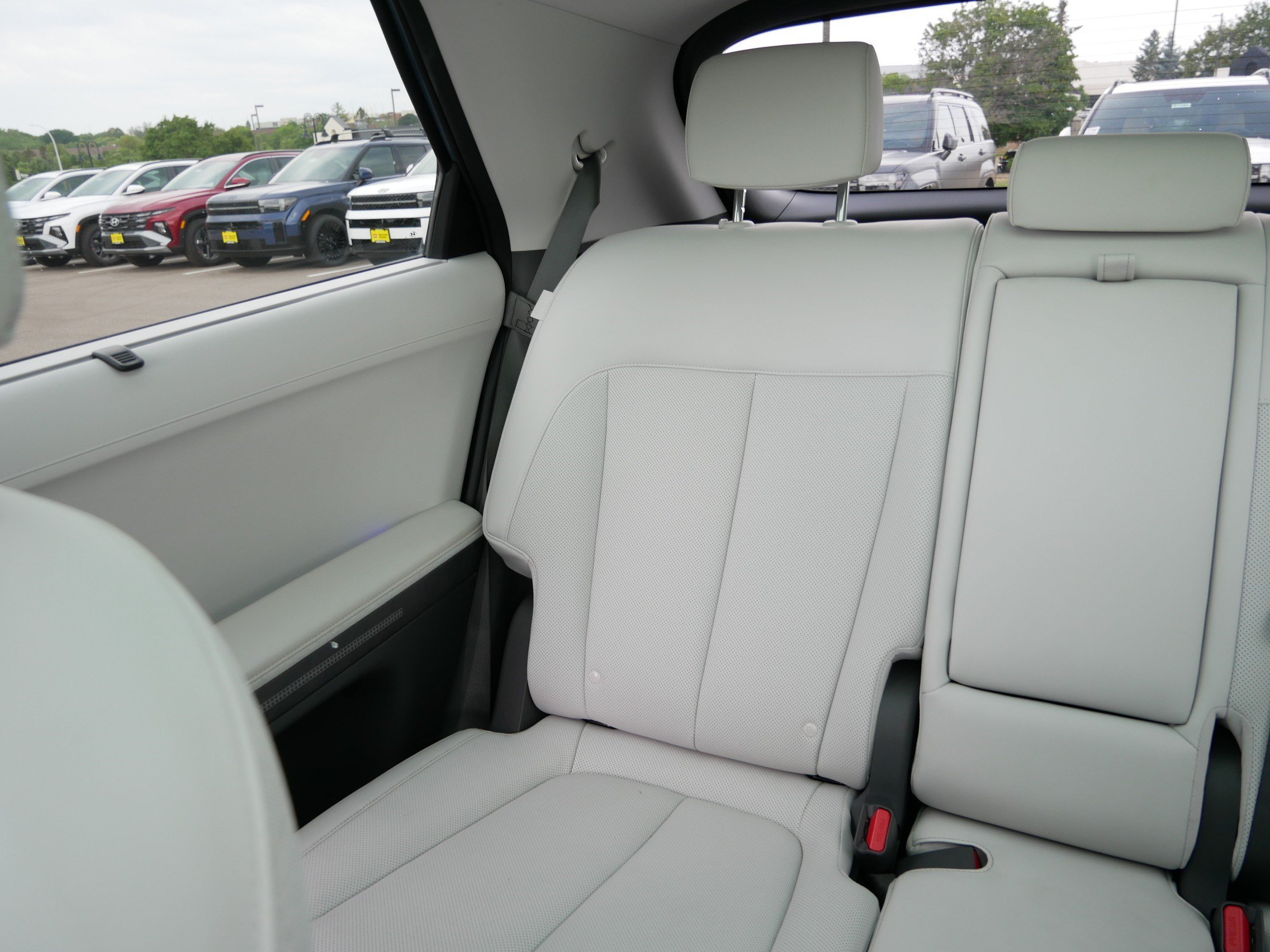 Certified 2024 Hyundai Ioniq 5 Limited AWD/4WD image 12