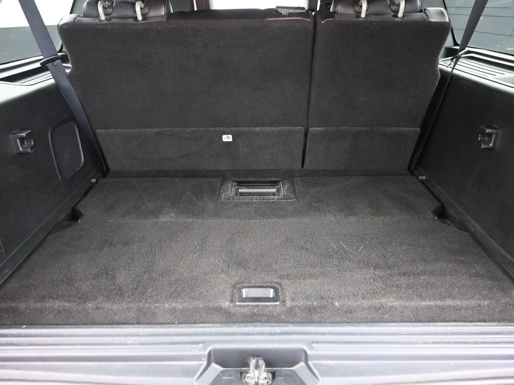Used 2017 Ford Expedition EL Limited w/ Equipment Group 301A image 10