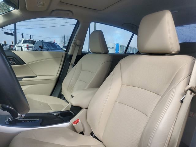 Used 2015 Honda Accord EX-L image 12