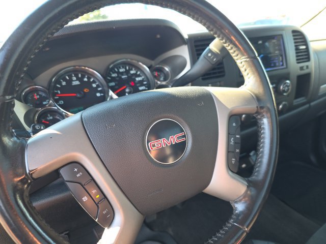 Used 2011 GMC Sierra 1500 SLE w/ SLE Preferred Package AWD/4WD image 15