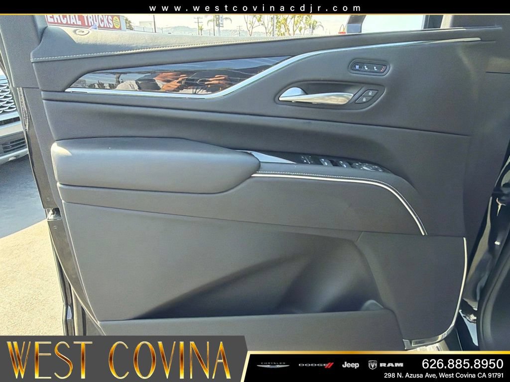 Used 2023 Cadillac Escalade V AWD/4WD image 13
