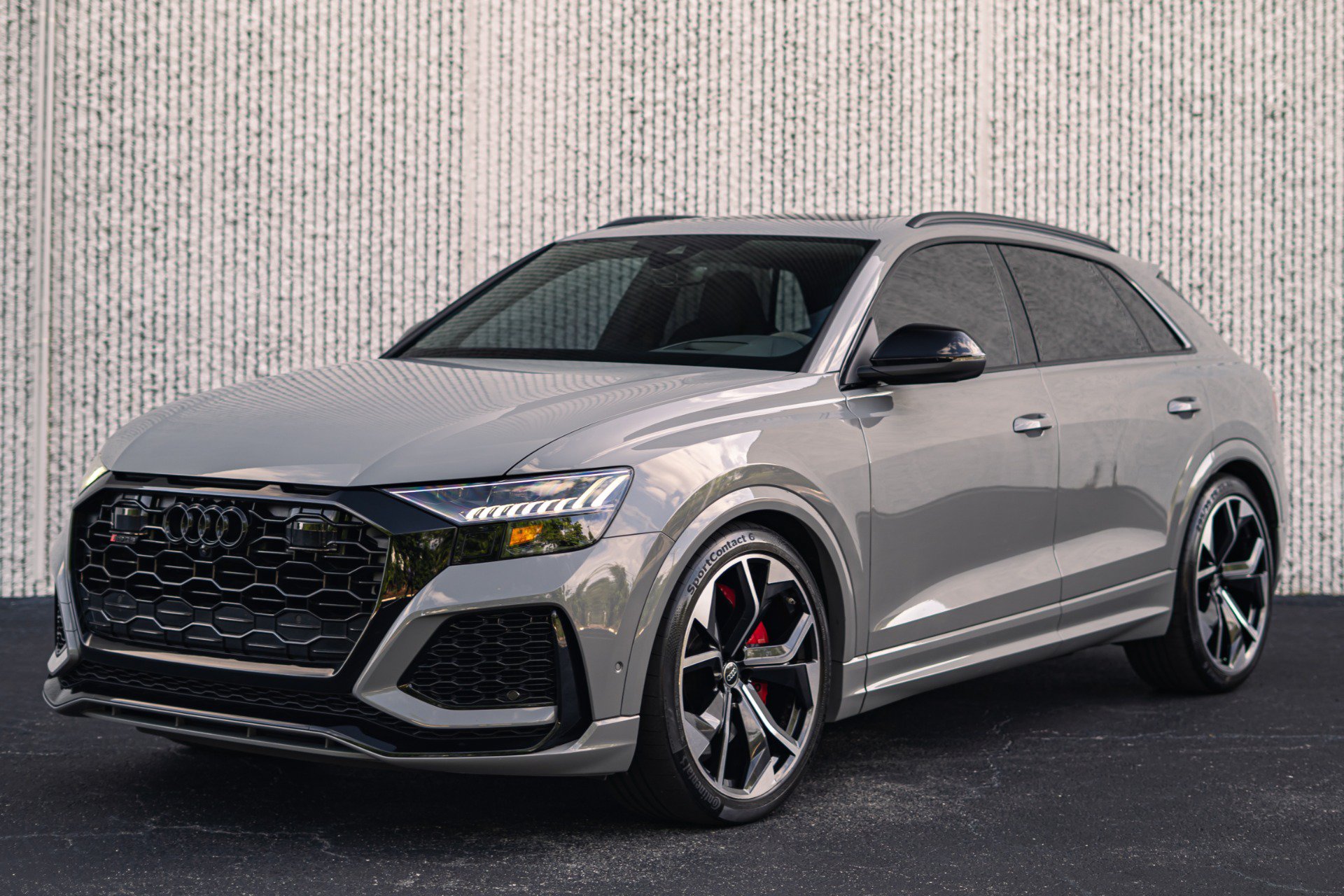 Used 2024 Audi RS Q8 AWD/4WD video 1