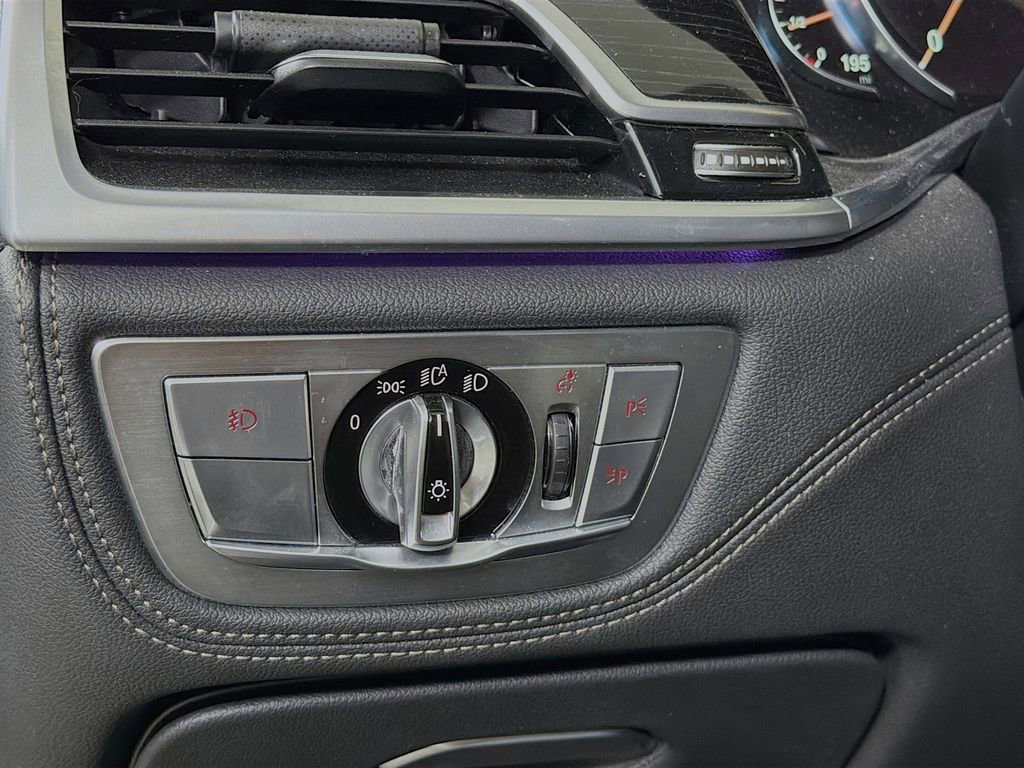 Used 2017 BMW 750i xDrive image 11