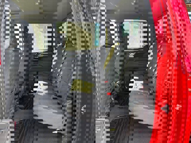 New 2026 GMC Sierra 1500 SLE w/ Preferred Package image 31