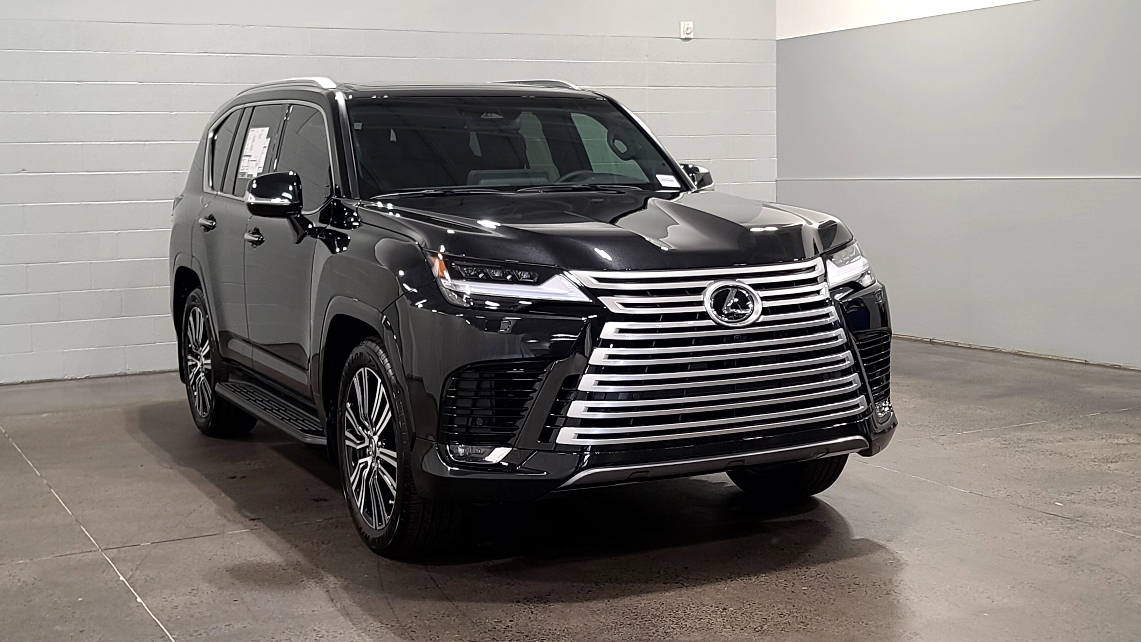 New 2026 Lexus LX 600 4WD w/ Luxury Package image 2