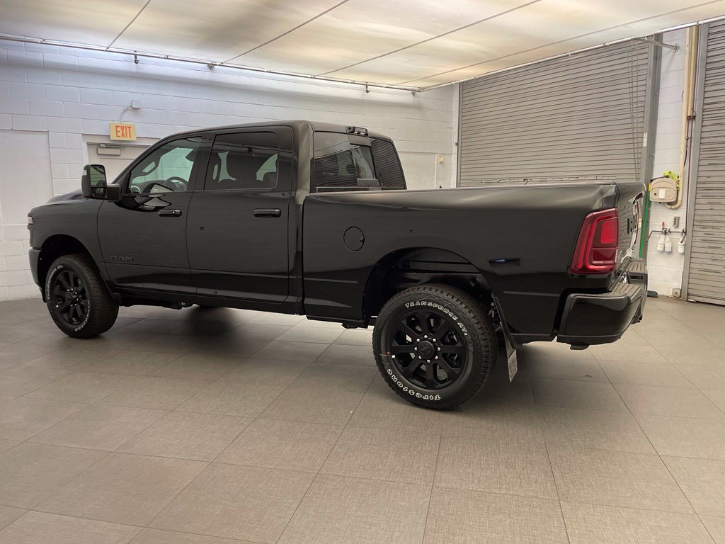 New 2026 RAM 2500 Laramie w/ Night Edition AWD/4WD image 8