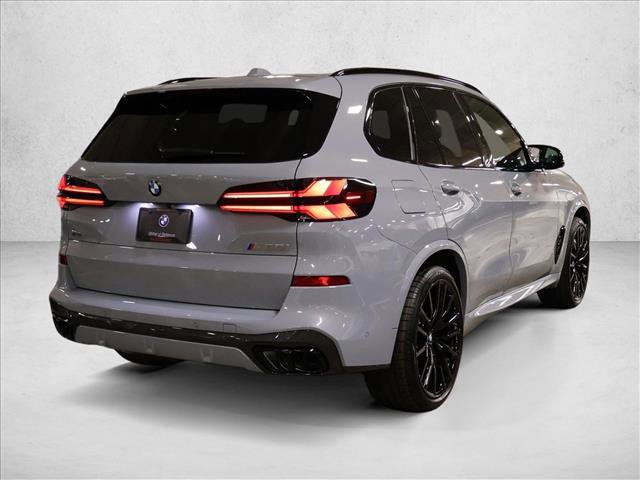 New 2026 BMW X5 M60i image 2