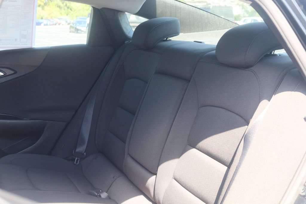 Used 2018 Chevrolet Malibu LS FWD image 28
