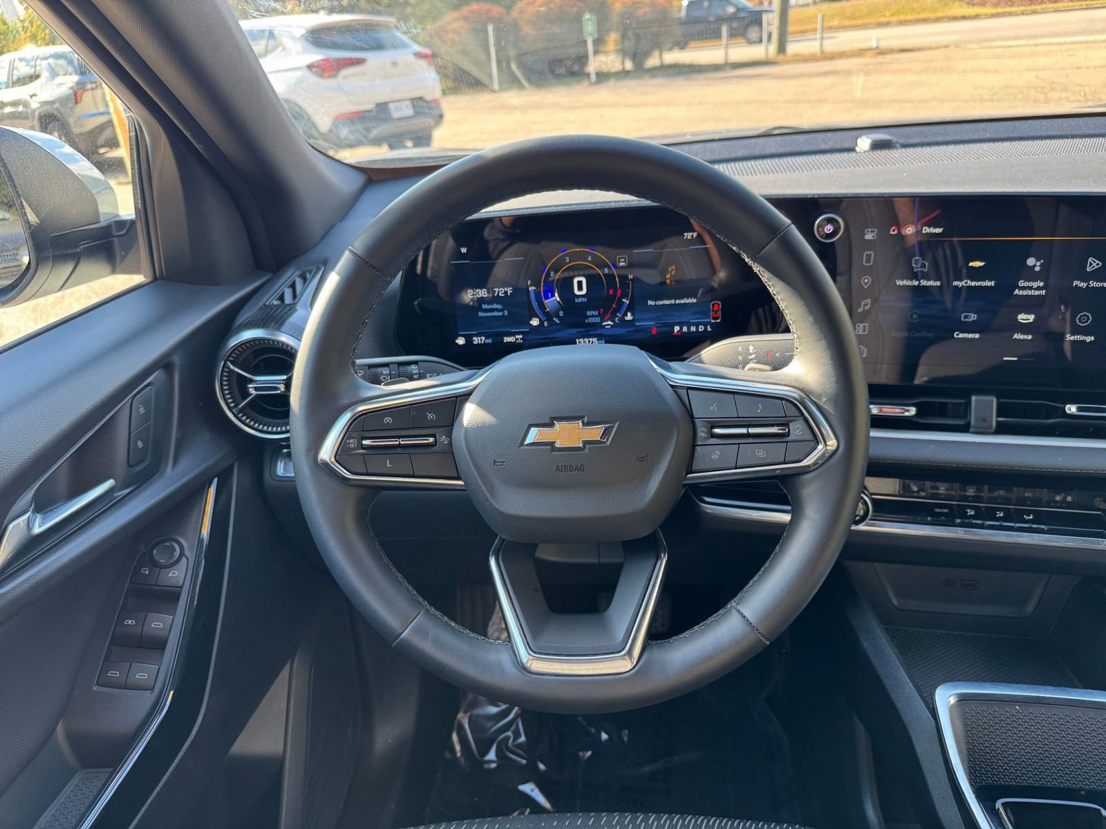 Used 2025 Chevrolet Equinox LT image 33