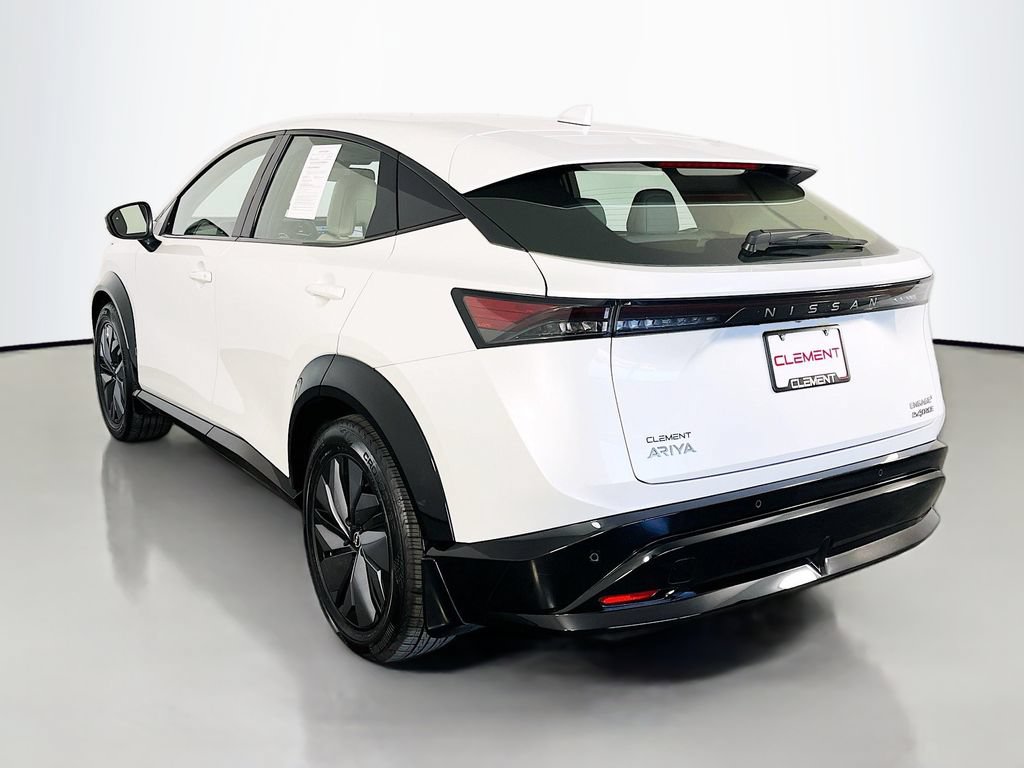 Used 2023 Nissan Ariya AWD image 9