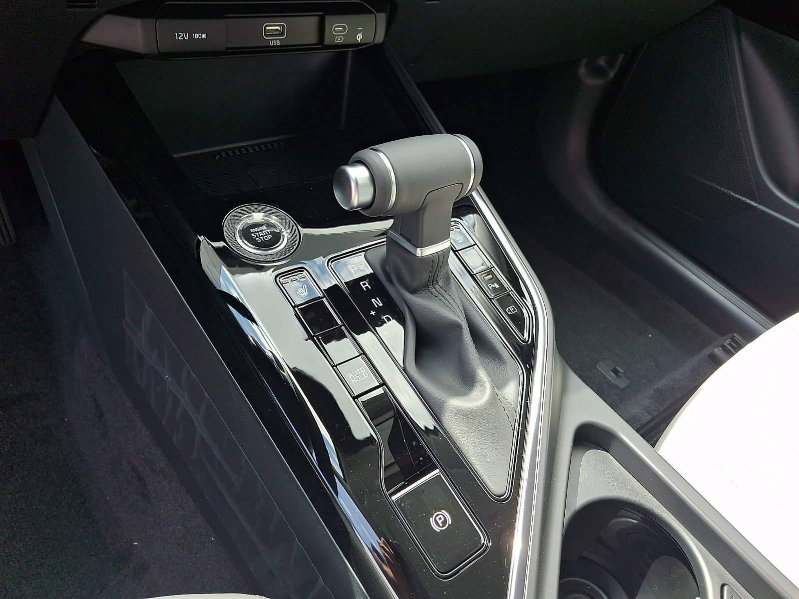 New 2026 Kia Niro EX FWD image 10
