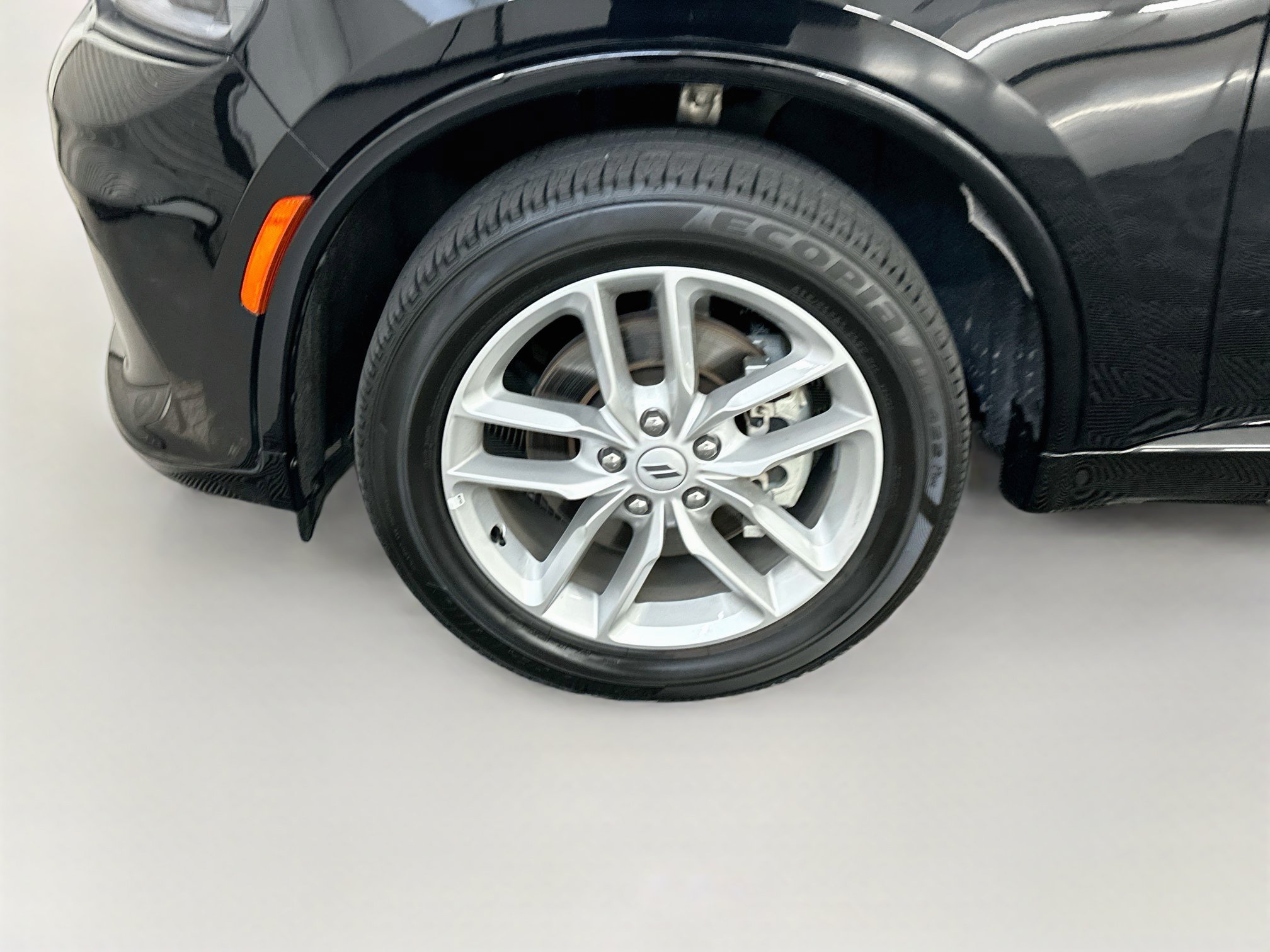 Used 2025 Dodge Durango GT AWD/4WD image 11