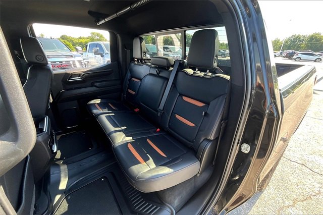 Used 2023 GMC Sierra 1500 AT4 w/ AT4 Preferred Package image 23