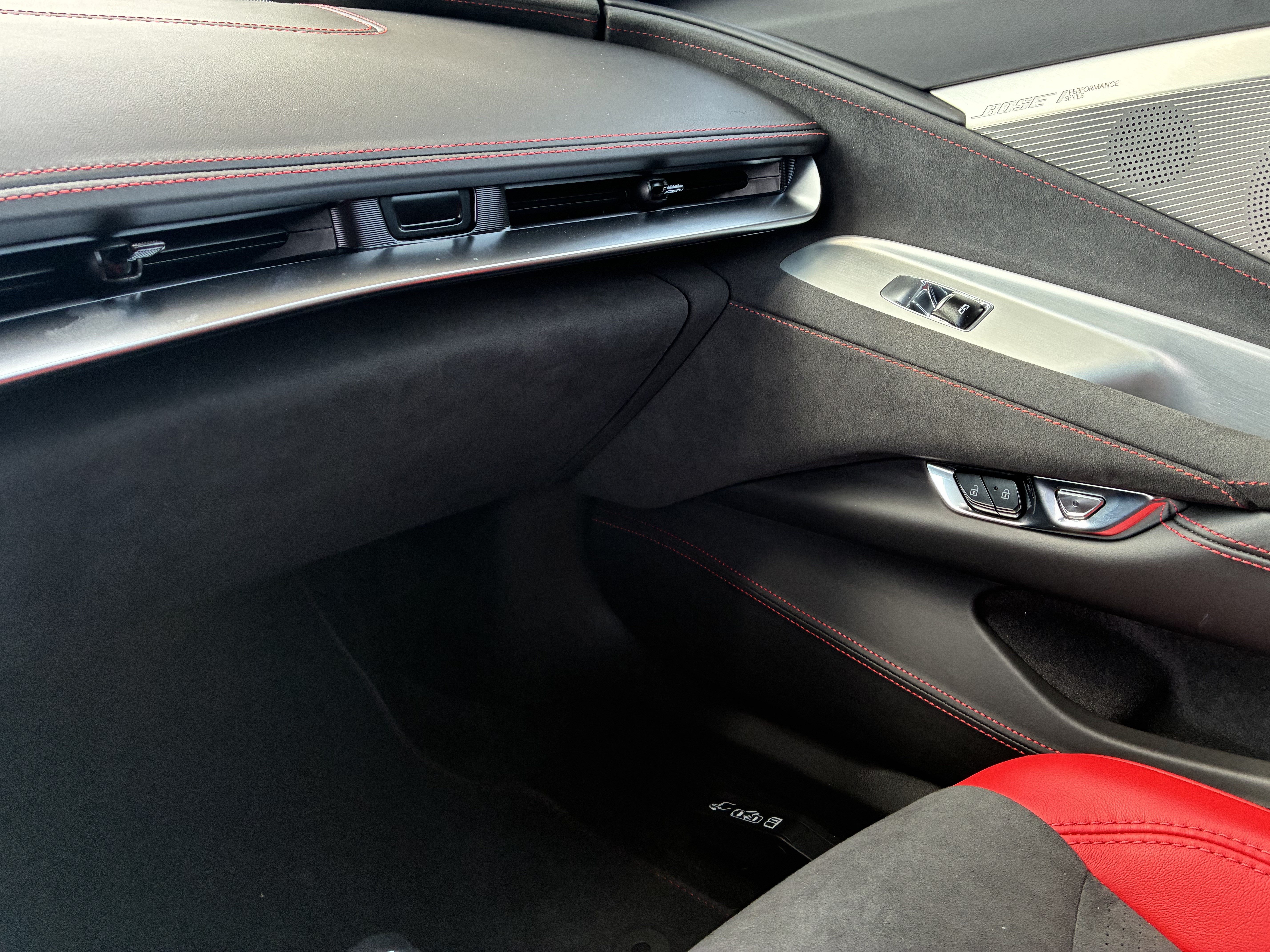 Used 2026 Chevrolet Corvette Z06 RWD image 34