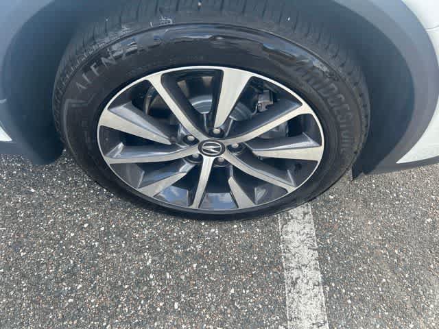 Used 2026 Acura MDX w/ Technology Package FWD image 9